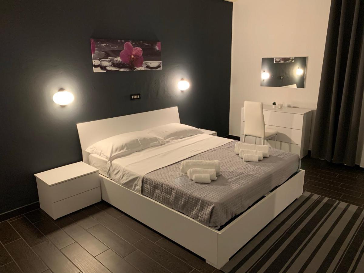 Hotel Neyra Beach Rimini Exterior photo