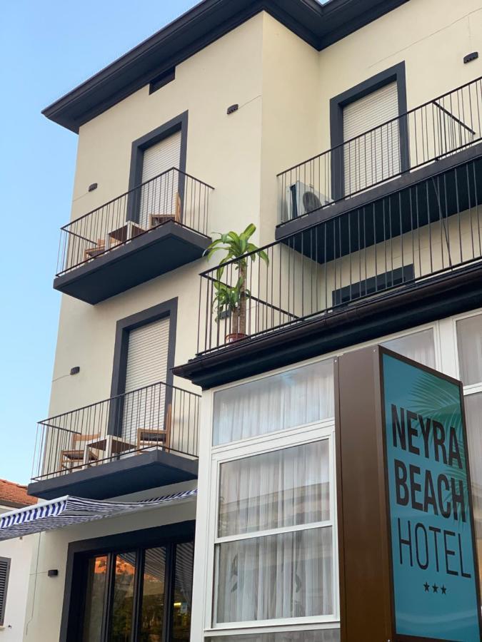 Hotel Neyra Beach Rimini Exterior photo