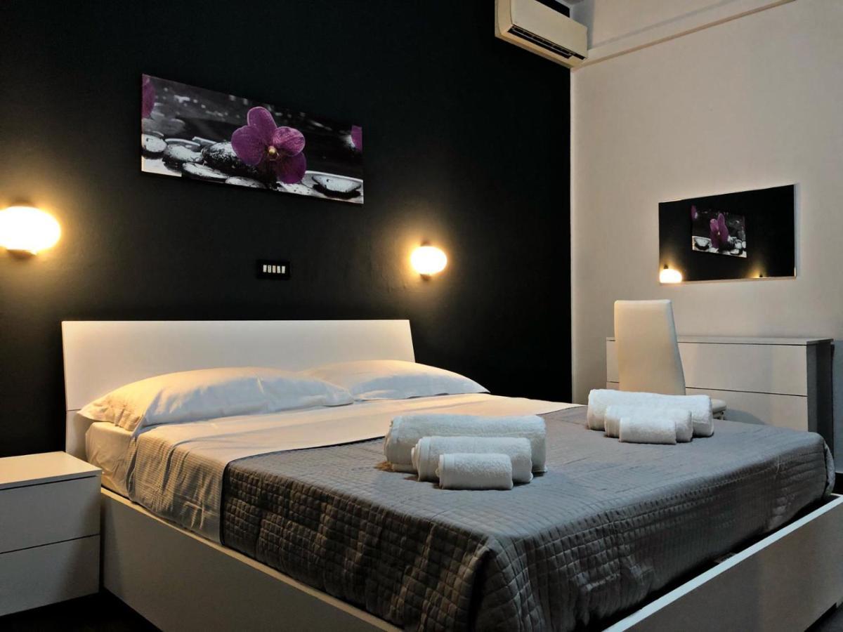 Hotel Neyra Beach Rimini Exterior photo